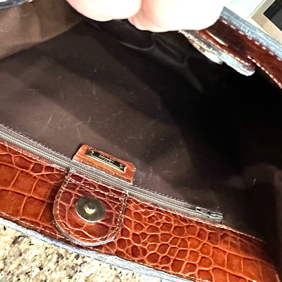 Vintage Cristian of Italy Embossed Croc Style Leather Bucket Bag - Picture 8 of 14